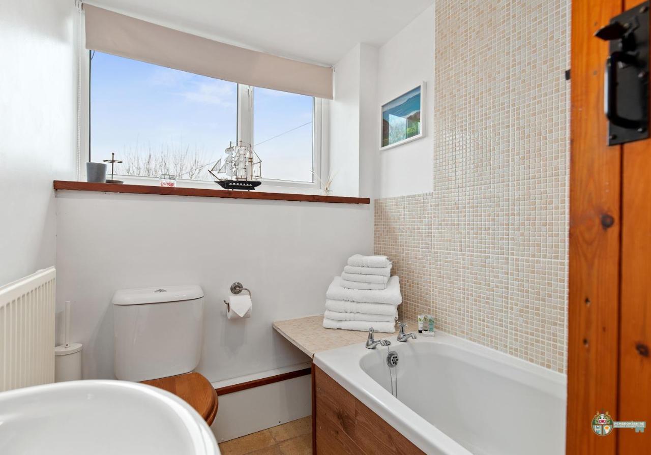 Lambston Cottage - A Pembrokeshire Home Away From Home Pelcomb Exterior foto