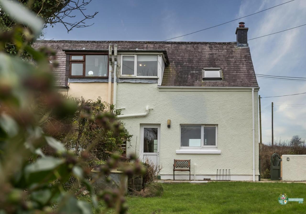 Lambston Cottage - A Pembrokeshire Home Away From Home Pelcomb Exterior foto