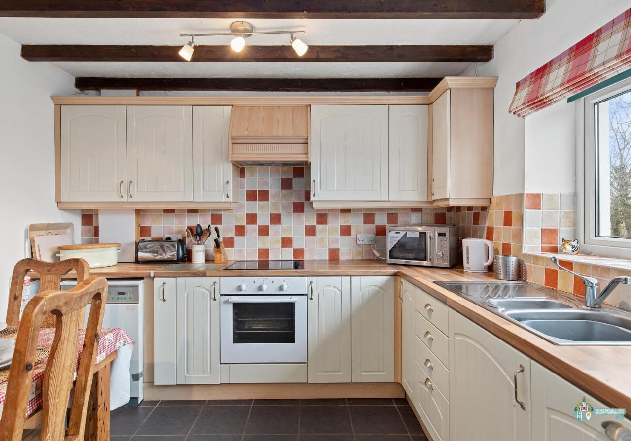 Lambston Cottage - A Pembrokeshire Home Away From Home Pelcomb Exterior foto